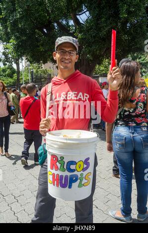 Millionen der Venezolaner beteiligte sich an einer Volksbefragung (Volksabstimmung) diesem 16. Juli. Einberufen durch das Präsidium der Einheit (Schlamm), wie in A Stockfoto