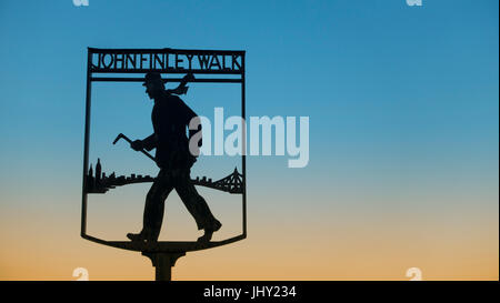 Metallform schneiden Schild, John Finley Spaziergang, East River, Upper Eastside Stockfoto