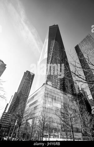 One World Trade Center - höchste Gebäude in New York - MANHATTAN / NEW YORK - 2. April 2017 Stockfoto