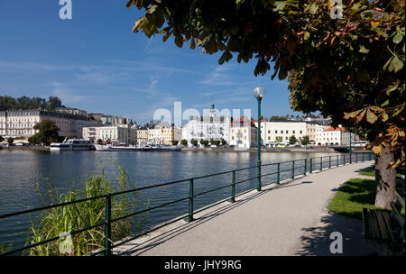 Gmunden im Traunsee, Salz Kammer Unterkunft, Oberösterreich, Österreich - Gmunden in Salzlake Traunsee, Salz Kammer Eigenschaft Region, Oberösterreich, Austr Stockfoto