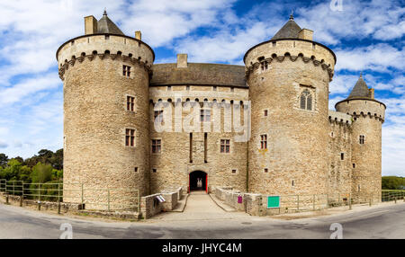 Panoramablick auf Chateau de Suscinio in der Golf von Morbihan, Bretagne (Bretagne), Frankreich. Stockfoto