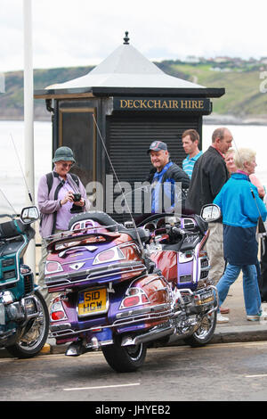 Honda Goldwing Motorräder bei der Licht-Parade Scarborough, North Yorkshire, UK. Stockfoto