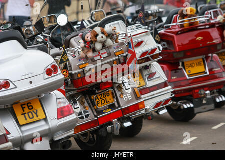 Honda Goldwing Motorräder bei der Licht-Parade Scarborough, North Yorkshire, UK. Stockfoto