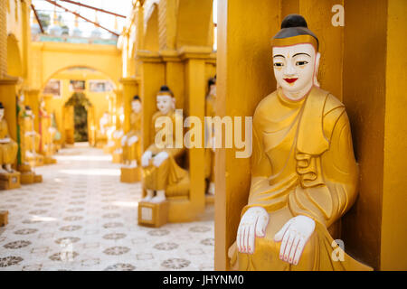 Amarapura, Mandalay, Mandalay Region, Myanmar (Burma), buddhistische Tempel, Asien Stockfoto