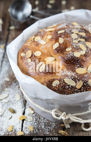 Traditionelle Ostern Babka Brot Stockfoto