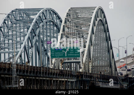 Montreal, Kanada, 16. Juli 2017. Überbau der Honoré Mercier-Brücke über den St. Lawrence River in Montreal,Quebec.Credit:Mario Beauregard/Al Stockfoto