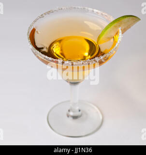 Gelbe Cocktail im Glas Stockfoto