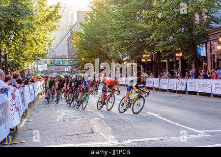 Das Global Relay Gastown Grand Prix Rennen Radrennen. Gastown, Vancouver, Britisch-Kolumbien, Kanada. Stockfoto