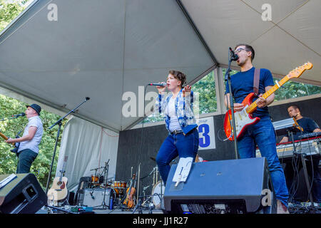 Hillsburn führt zur 40. jährliche Vancouver Folk Music Festival, Vancouver, Britisch-Kolumbien, Kanada. Stockfoto