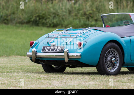 TOCKENHAM, UK - Juli 15, 2017:1956 MGA British open Top Sportwagen-Klassiker Stockfoto
