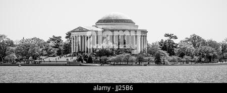 Thomas Jefferson Memorial - Blick von Tidal Basin in Washington Stockfoto