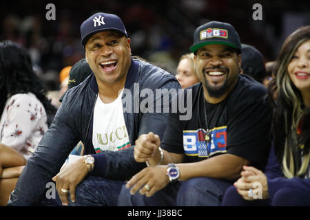 Ll cool j Ice Cube besuchen Big 3 Liga phiily, Pa 7/16/17. Stockfoto
