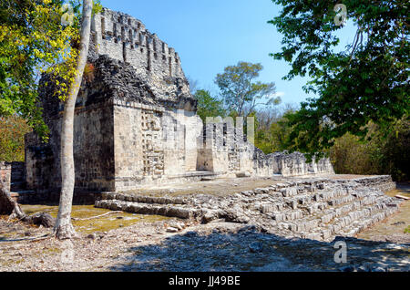 Ansicht des Tempels in Chicanna Maya Ruinen auf der Halbinsel Yucatan, Mexiko Stockfoto