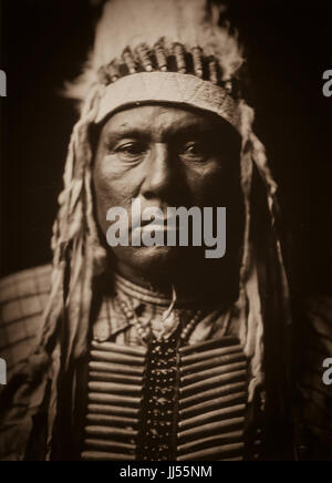 Die Porträts und Landschaften von Edward S. Curtis 1868 - 1952-Fokus auf den indianischen Stämmen des Pazifischen Nordwestens. Fotografien von Edward Sheriff Curtis. Stockfoto