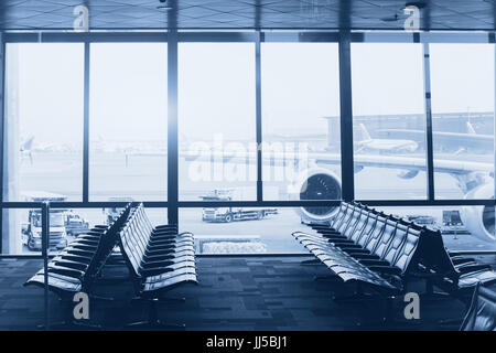 Modernen Flughafen Innenraum Stockfoto