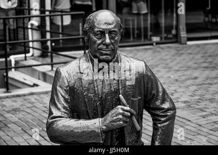 Bronzestatue an Fußgängerzone North Boston - BOSTON / MASSACHUSETTS - 3. April 2017 Stockfoto