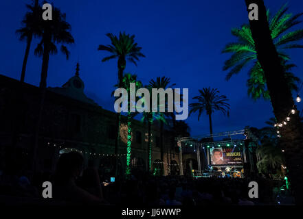 Cartagena, Spanien. 17. Juli 2017. US-amerikanische Sängerin, live Kandance Federn beim La Mar de Músicas Festival. Bildnachweis: Abel F. Ros/Pacific Press/Alamy Live-Nachrichten Stockfoto