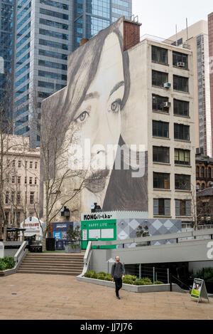 Street-Art gemalt auf Gebäudewand im central Business District (CBD) Melbourne Australien Stockfoto