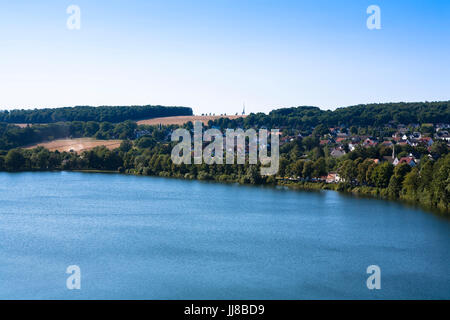 DEU, Deutschland, Region Sauerland, Moehnesee, das Dorf Guenne am Moehnesee Wasserversorgung dam.  DEU, Deutschland, Sauerland, Moehnesee, sterben Ortschaf Stockfoto