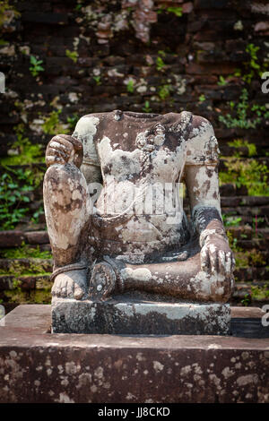 Duy Phu, mein Sohn Tempel, Vietnam - 14. März 2017: Ruinen von Hindu-Tempel mitten im Dschungel, UNESCO-Weltkulturerbe Stockfoto
