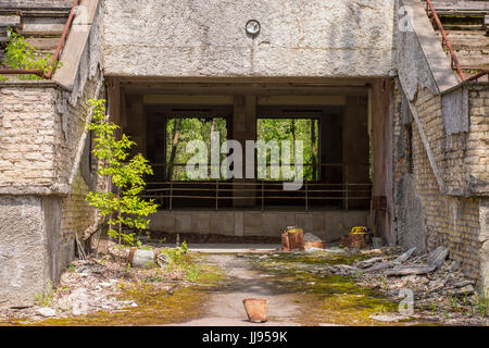 Verlassenen Stadion in Geisterstadt Pripjat in der Sperrzone von Tschernobyl Stockfoto