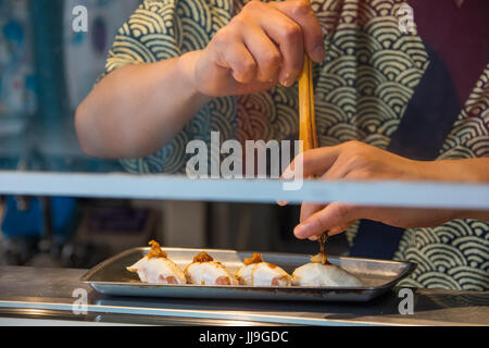 Sushi auf Jones in die Bowery Markt, NOHO, Manhattan, New York City Stockfoto