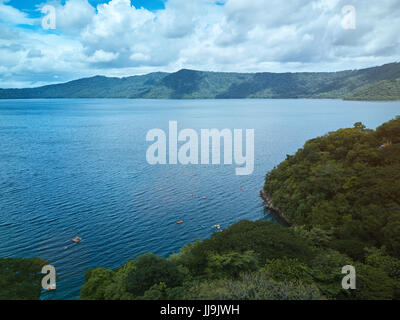 Apoyo Lagune in Nicaragua Luftbild Drohne Ansicht. Panorama-Blick auf Lagune Stockfoto