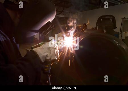 Baujahr 1994 ist Frankreich Chantier Naval de Marseille (CNdM) ein Schiffsreparaturen mit modernen und gut ausgestatteten Einrichtungen, hochqualifizierte Arbeitskräfte, ein breites Netzwerk von Spezialisten und starken Teamarbeit Ethik. Stockfoto