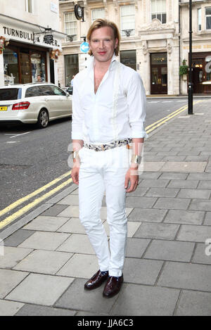 London, UK. 18. Juli 2017. Henry Conway auf der Quaglino Q Legends - Launch-Party - am Quaglino, Bury Street, London auf 18. Juli 2017 Foto von Keith Mayhew Credit: KEITH MAYHEW/Alamy Live News Stockfoto