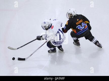 Peking, Peking, China. 17. Juli 2017. Peking, CHINA-17. Juli 2017: (nur zur redaktionellen Verwendung. CHINA aus) russischen Eishockey-Team gewinnt chinesische Team bei der 2017 Kunlun Red Star Jugendwettbewerb in Peking, 17. Juli 2017. Bildnachweis: SIPA Asien/ZUMA Draht/Alamy Live-Nachrichten Stockfoto