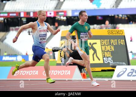 Stratford, UK. 19. Juli 2017. Rhys Jones (GBR, links) und Charl Du Toit (RSA). Herren 100m T37 erwärmt. Para Leichtathletik-Weltmeisterschaften. London-Olympia-Stadion. Queen Elizabeth Olympic Park. Stratford. London. VEREINIGTES KÖNIGREICH. 19.07.2017. Bildnachweis: Sport In Bilder/Alamy Live-Nachrichten Stockfoto