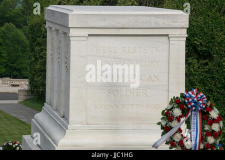 Grab des unbekannten Soldaten auf dem Arlington national Cemetery in Arlington, VA Stockfoto