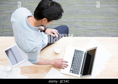 Draufsicht der Geschäftsstelle Männer Stockfoto