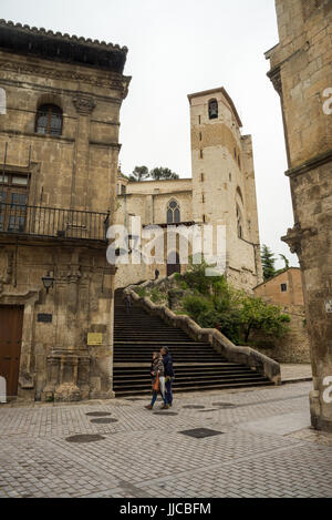 Kirche von San Pedro De La Rua, Platz San Martin Enparantza, Estella, Navarra, Spanien, Camino de Santiago Stockfoto