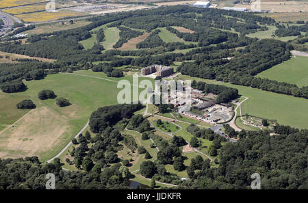 Luftaufnahme des Newsam Haus & Tempelgelände, Leeds, UK Stockfoto