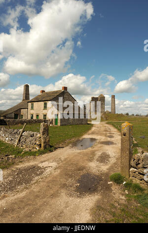 Alten führen meine Gebäude im Peak District Derbyshire England Stockfoto