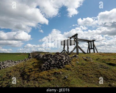 Alten führen meine Gebäude im Peak District Derbyshire England Stockfoto