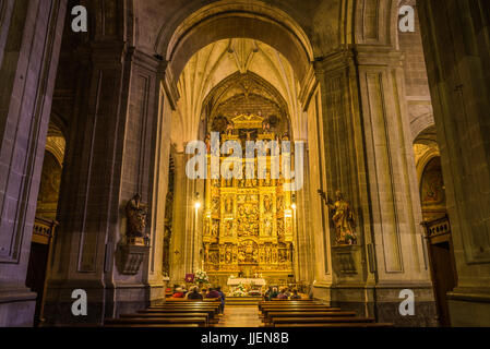 Innenansicht der Kathedrale in Logrono, La Rioja, Spanien. Camino de Santiago Pilgerweg. Stockfoto