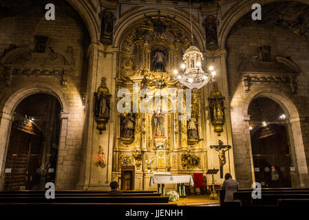 Innenansicht der Kathedrale in Logrono, La Rioja, Spanien. Camino de Santiago Pilgerweg. Stockfoto