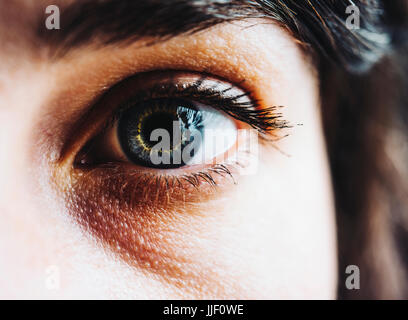 Nahaufnahme einer Frau Auge Stockfoto
