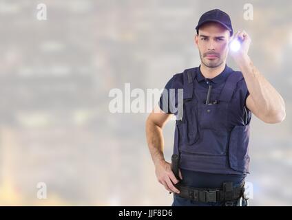 Digitalen Verbund der Wachmann vor hellem Hintergrund in der nächtlichen Stadt Stockfoto