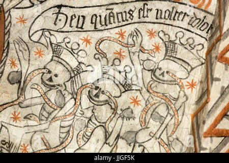 Dänische mittelalterlichen religiösen Fresken aus dem 13. Jahrhundert im gotischen Stil Zeigen Sie über die Diagnosefunktion Kirche, die die Vergänglichkeit des Lebens und die Eitelkeit durch drei toten Könige Stockfoto