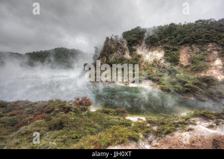 Waimangu Volcanic Valley, Rotarua, Neuseeland Stockfoto