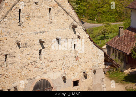 Mittelalterlichen alten Fassade eines Birseck Schloss Haus in Arlesheim Dorf - in der Nähe von Basel, Baselland Kanton, Schweiz Stockfoto