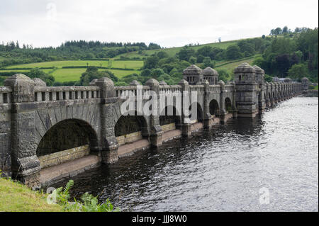 Lake Vyrnwy Dam, RSPB Nature Reserve, Berwyn Mountains, Wales, Großbritannien Stockfoto