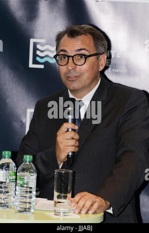 Le Havre, Frankreich. 19. Juli 2017. Lemonnier Luc, Bürgermeister von Le Havre - Paris, Rouen und Le Havre präsentieren die Gewinner des "Neuerfindung der Seine", Le Havre, Frankreich. Bildnachweis: Bernard Menigault/Alamy Live-Nachrichten Stockfoto