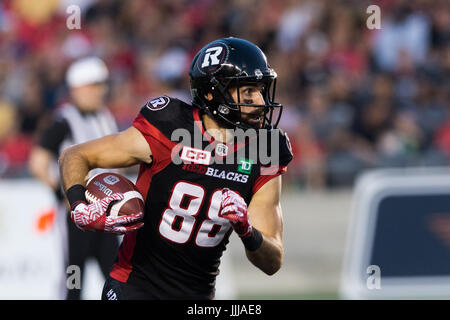 Ottawa, Kanada. 19. Juli 2017. Ottawa Redblacks Wide Receiver Brad Sinopoli (88) in Aktion während der Canadian Football League-Spiels zwischen Montreal Alouettes und Ottawa Redblacks bei TD Place Stadium in Ottawa, Kanada. Daniel Lea/CSM/Alamy Live-Nachrichten Stockfoto