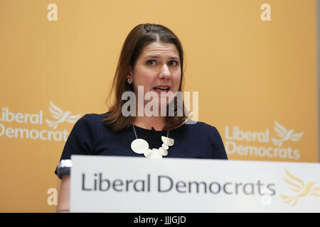 London, UK. 20. Juli 2017. Stellvertretende Vorsitzende Jo Swinson. Twickenham MP und ehemaligen Geschäft Sekretärin Sir Vince Cable nur Kandidaten auf dem Wahlzettel als Führer der Liberaldemokraten nach Rücktritt von Tim Farron nach den Parlamentswahlen am 8. Juni 2017 gewählt wird. Bildnachweis: Dinendra Haria/Alamy Live-Nachrichten Stockfoto