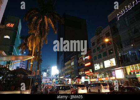 Goldene Stunde bei Jalan Bukit Bintang, Kuala Lumpur, Malaysia Stockfoto