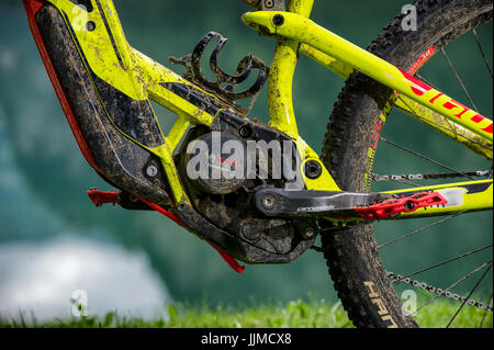 Ein e-Bike Motor. Electric pedal assist Mountainbike. Stockfoto